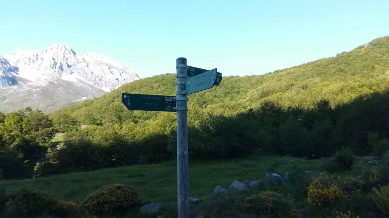 Casa Rural Buron ポサダ・デ・バルデオン エクステリア 写真
